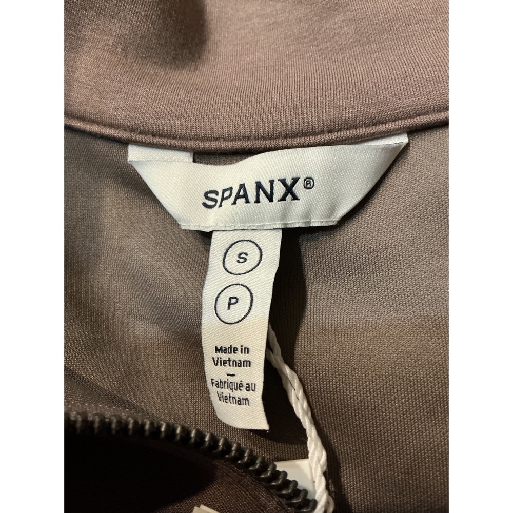 Spanx AirEssentials Half Zip Romper Smoke Small Womens Short Sleeve NWT (I) - Picture 4 of 8